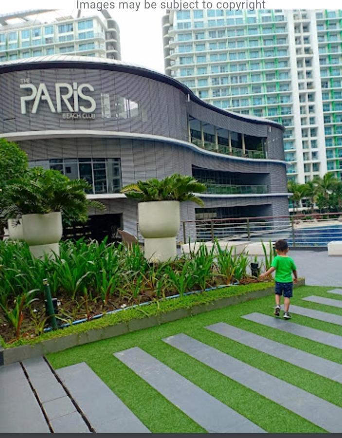 Bahay bakasyunan Azure Urban Residences