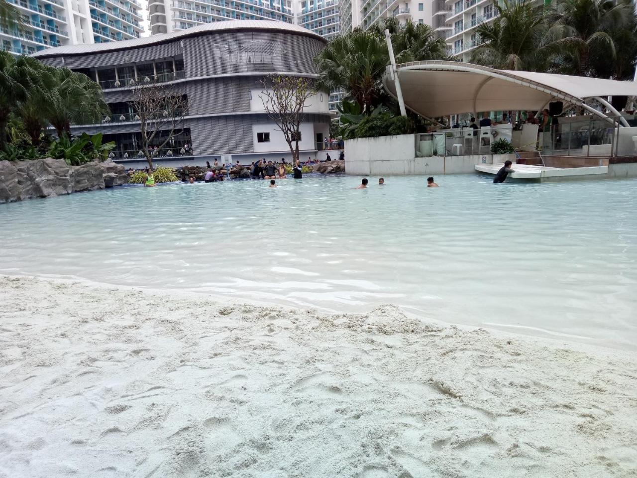 Bahay bakasyunan Azure Urban Residences Manila